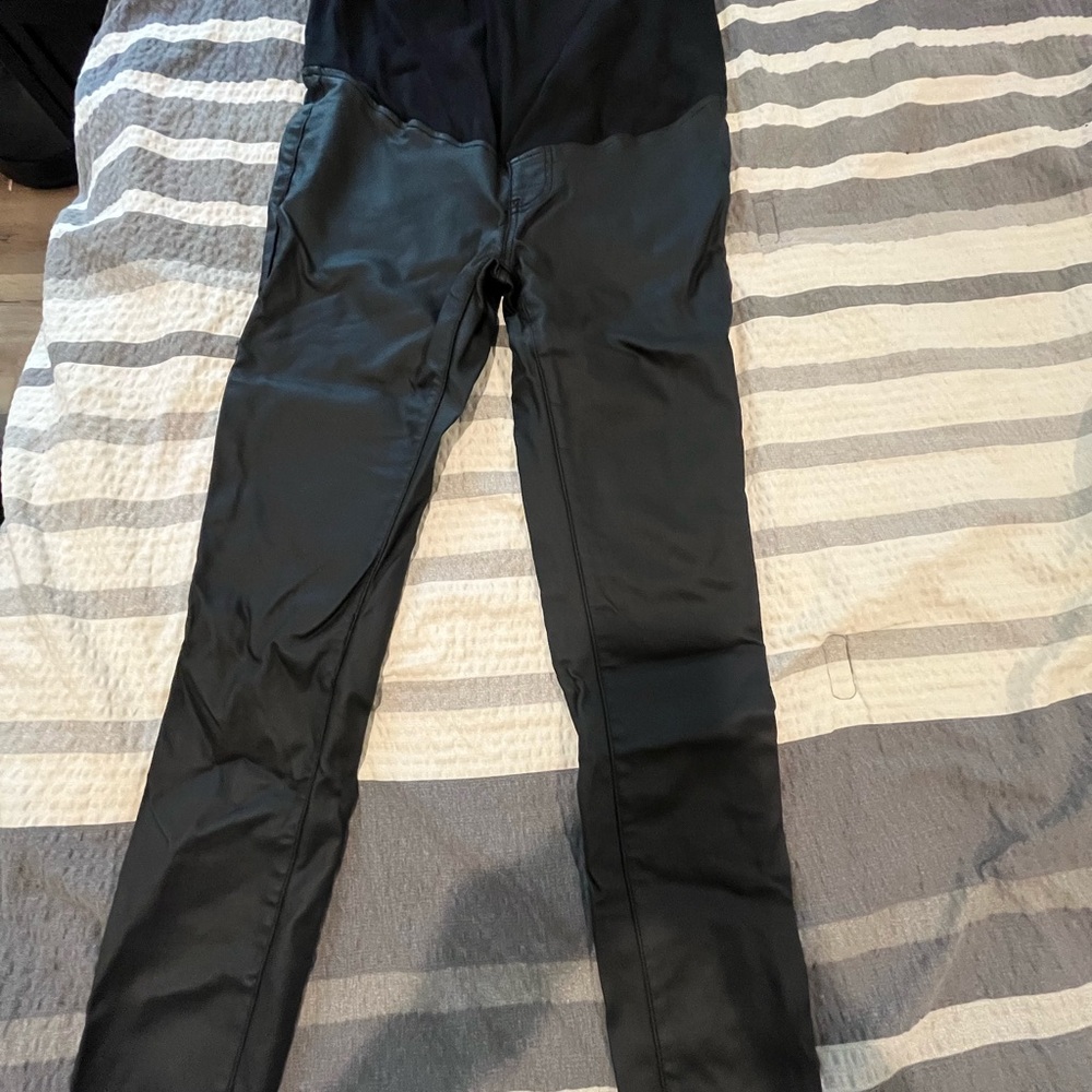 PrettyLittleThing Black Maternity Leggings